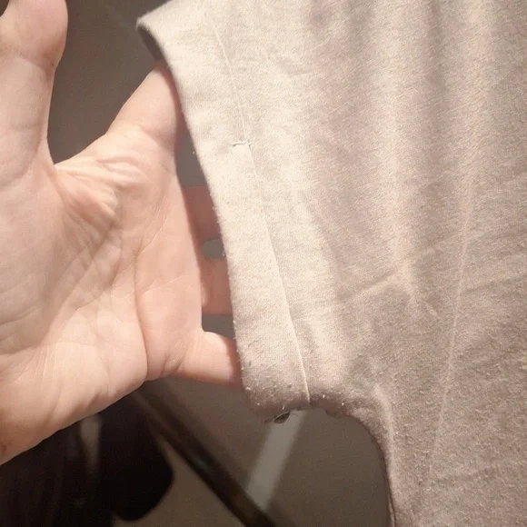 Cream T - Picture 4 of 4